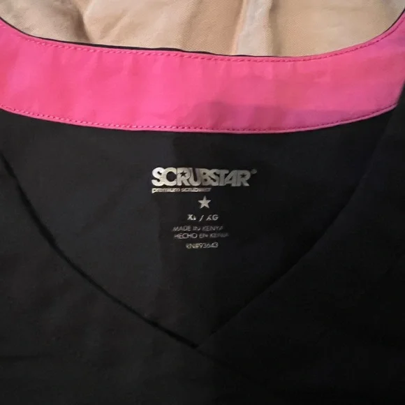 XL Scrub Top - Picture 3 of 5